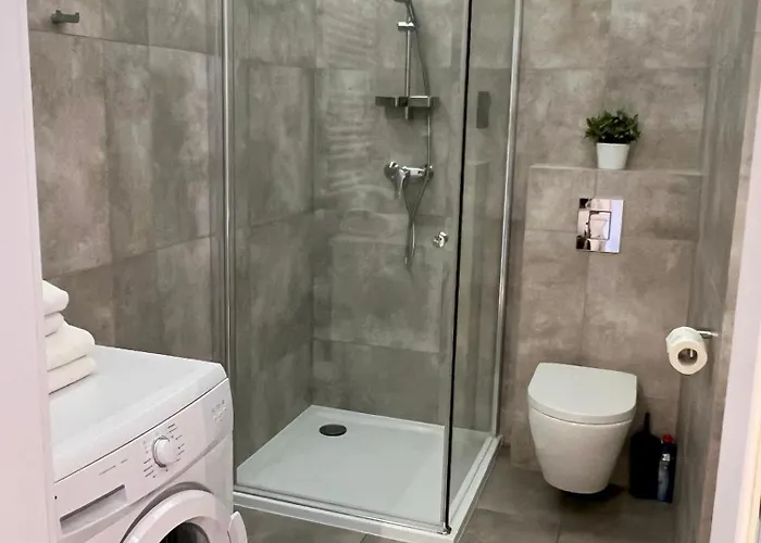 Silver 2 Z Parkingiem